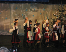 Christmas: traditional Hungarian dance